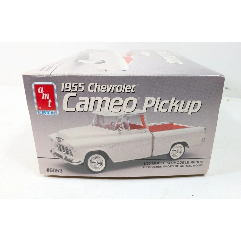 1955 Chevrolet Cameo Pickup 1/25 AMT ERTL Model Kit NEW Unbuild some Box Wear